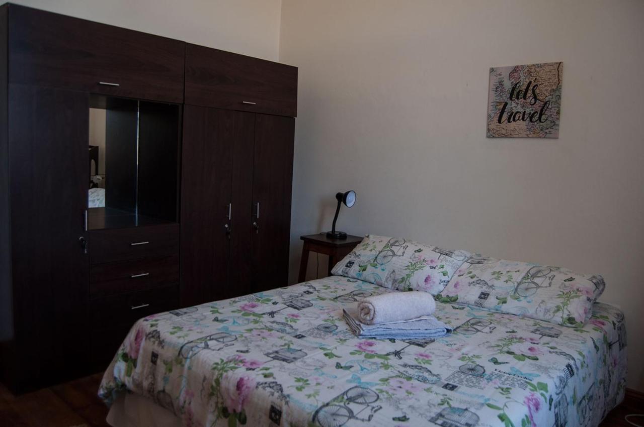 Historical Guesthouse - Self Catering Apartments Lüderitz Exterior foto